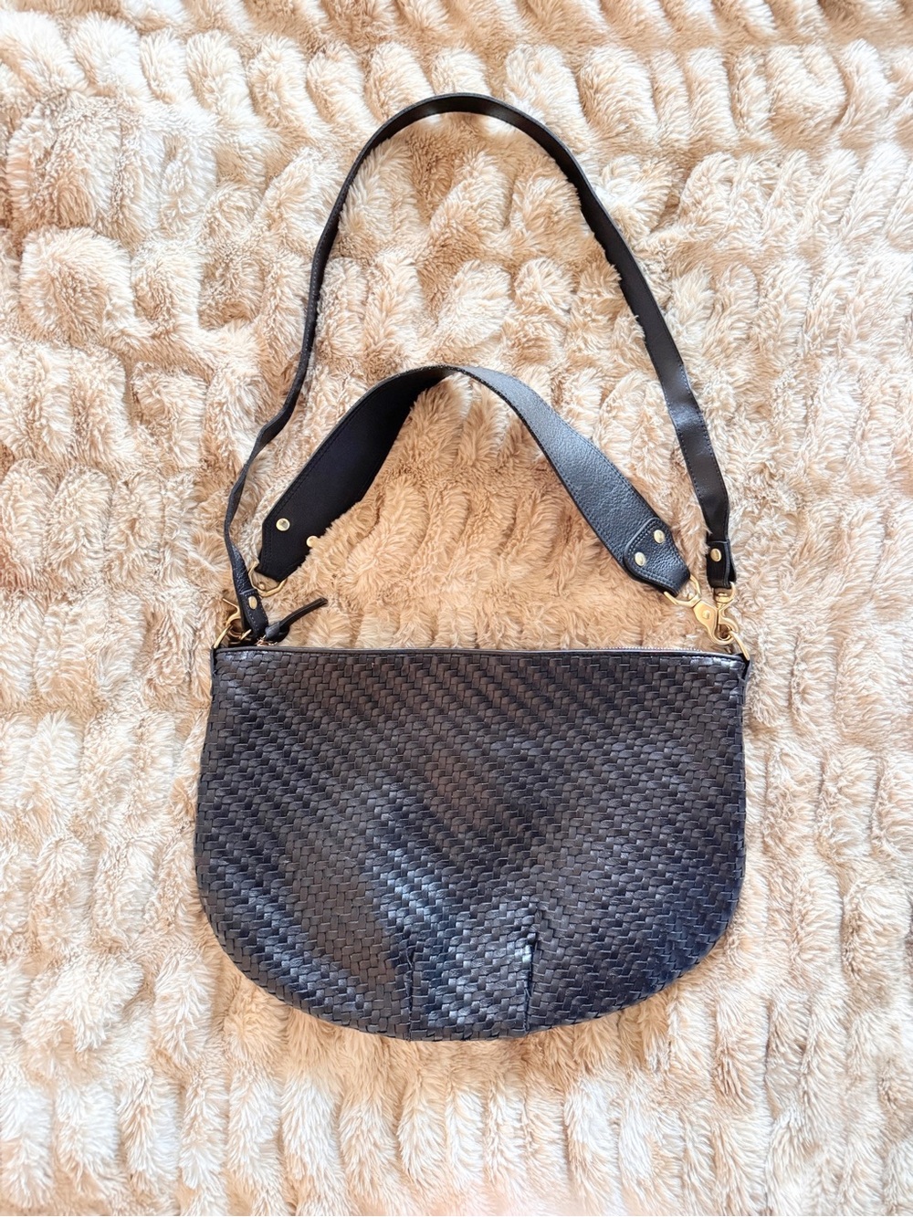 Clare V. Moyen Messenger in Black Woven Zig-Zag - Like New